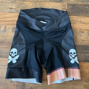 Betty Squad Tri Shorts XS